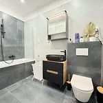 Newly Miami Designed Apartman Budapest