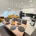 Apartamento Newly Miami Designed *